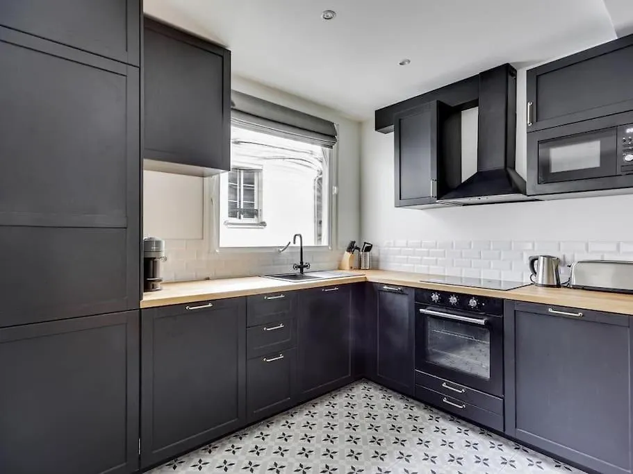 Amazing Apartment: 2br/4p -bastille/saint Ambroise Apartmán